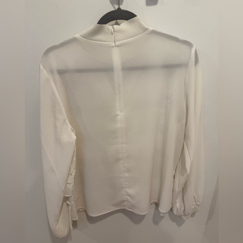 NWOT Twinset White Blouse Long Sleeves - Picture 7 of 9